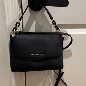 Michael Kors Elegant Black Crossbody Bag